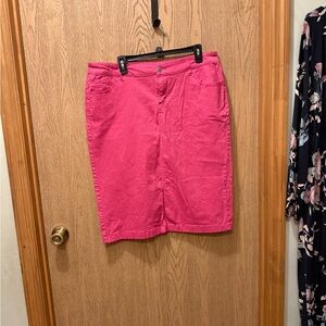 Women's Pink midi skirt